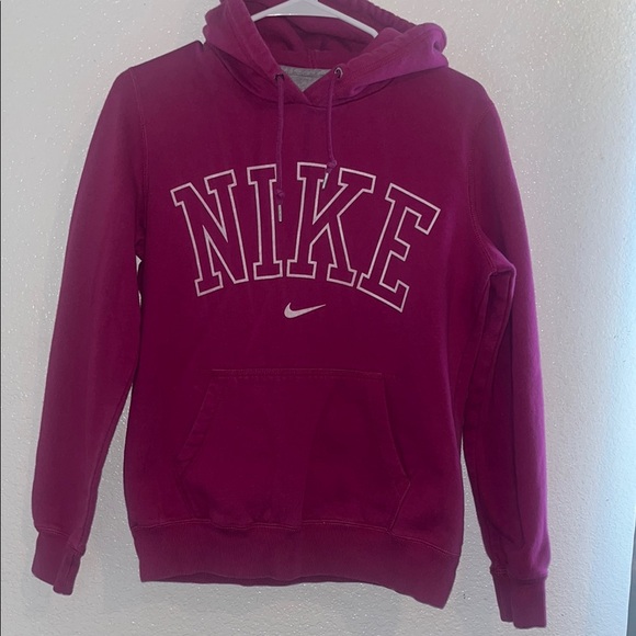 Nike Sweaters - Nike Women's Magenta Hoodie